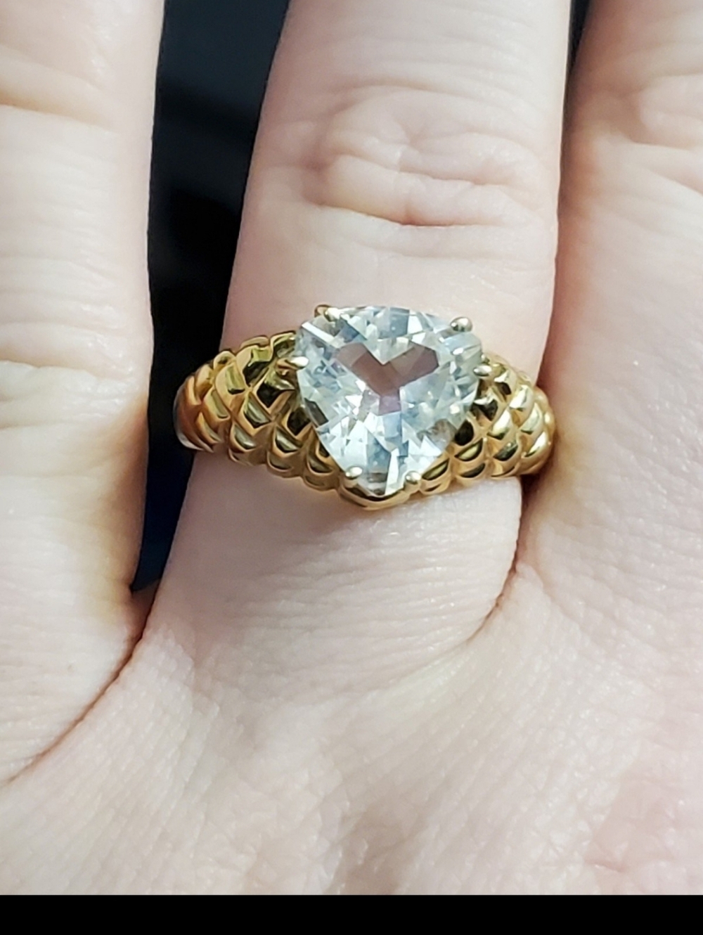 10k trillion quartz ring size 9. Can be resized by a jeweler. Stamped 10k genuin - Picture 5 of 11